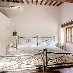 - Casale Con Piscina E Splendida Vista