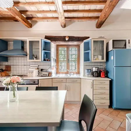 - Casale Con Piscina E Splendida Vista * Scheggino