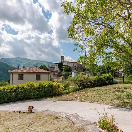 ヴィラ - Casale Con Piscina E Splendida Vista Scheggino