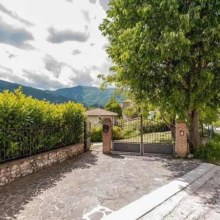 - Casale Con Piscina E Splendida Vista Вилла *