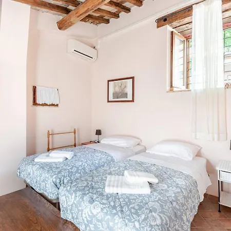- Casale Con Piscina E Splendida Vista Scheggino