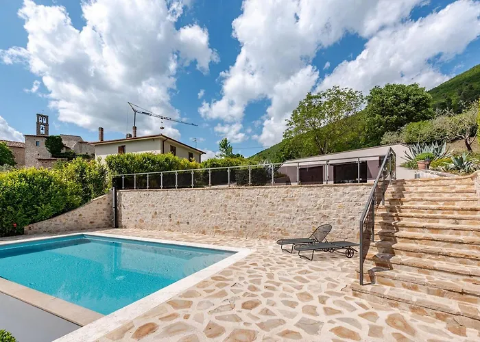 ヴィラ - Casale Con Piscina E Splendida Vista Scheggino