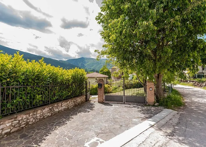 - Casale Con Piscina E Splendida Vista ヴィラ *