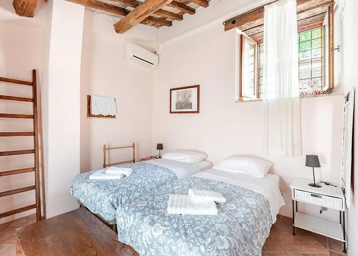 - Casale Con Piscina E Splendida Vista Scheggino