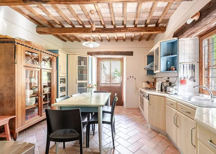 - Casale Con Piscina E Splendida Vista * Scheggino