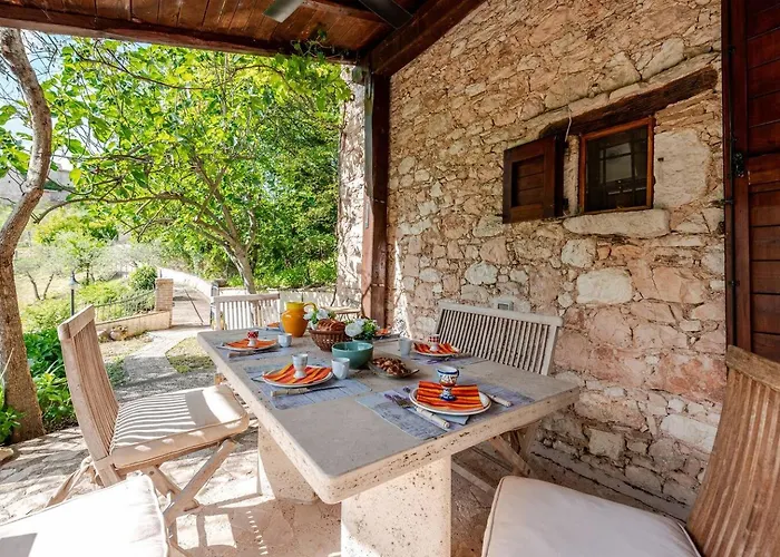 ヴィラ - Casale Con Piscina E Splendida Vista